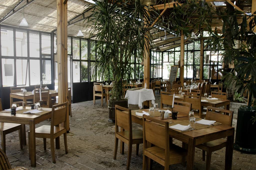 Hotel Restaurant Le Combava Antananarivo Ngoại thất bức ảnh