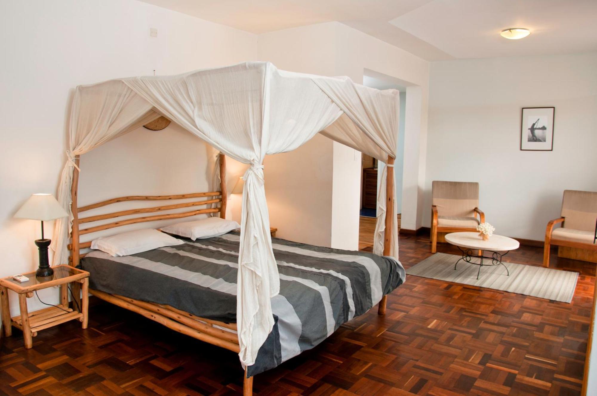 Hotel Restaurant Le Combava Antananarivo Ngoại thất bức ảnh