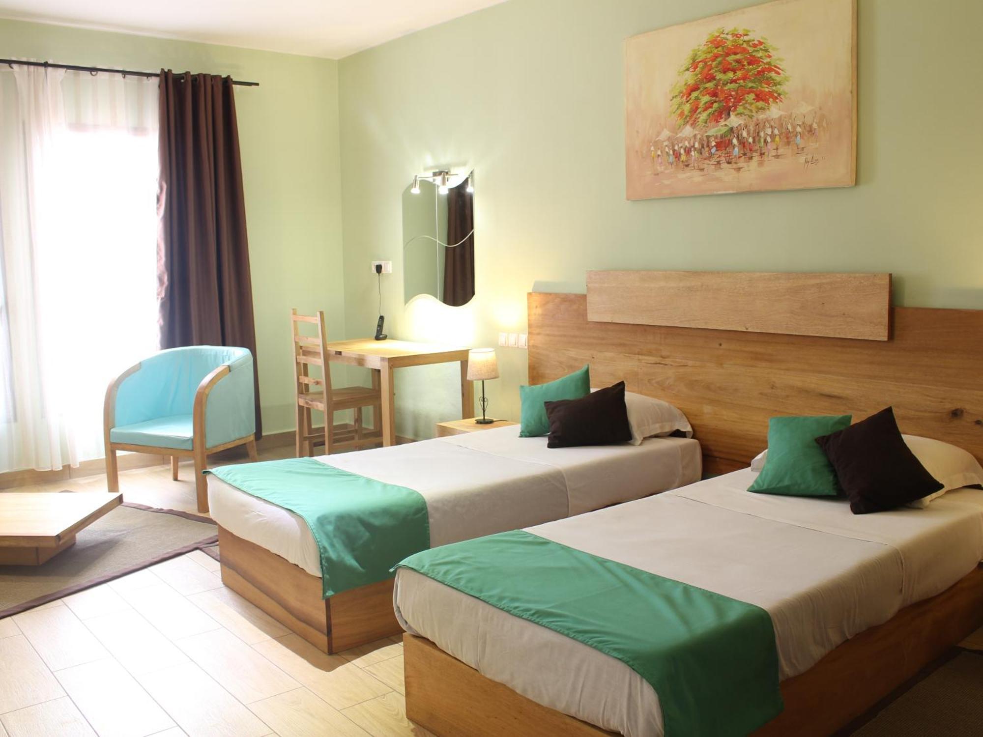 Hotel Restaurant Le Combava Antananarivo Ngoại thất bức ảnh