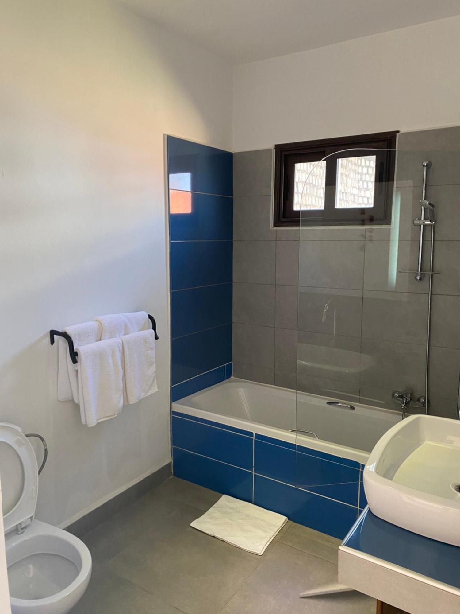 Hotel Restaurant Le Combava Antananarivo Ngoại thất bức ảnh